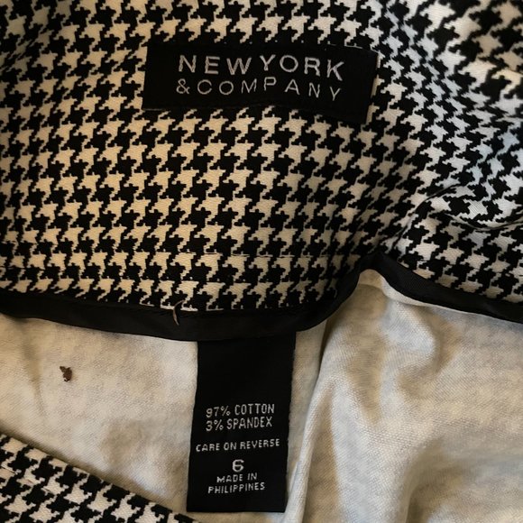 New York & Company - Black & White Mini Skirt - Size 6 - Great Condition - Picture 3 of 3